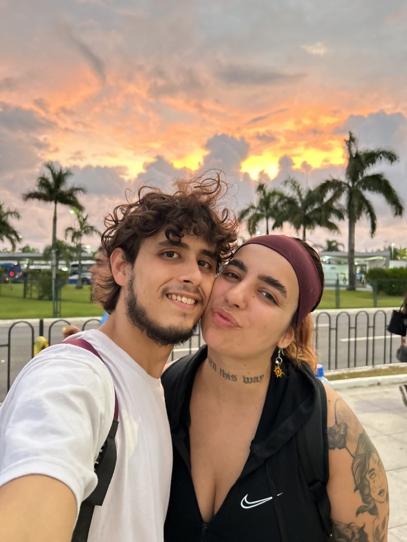 Frida y Fabri al atardecer
